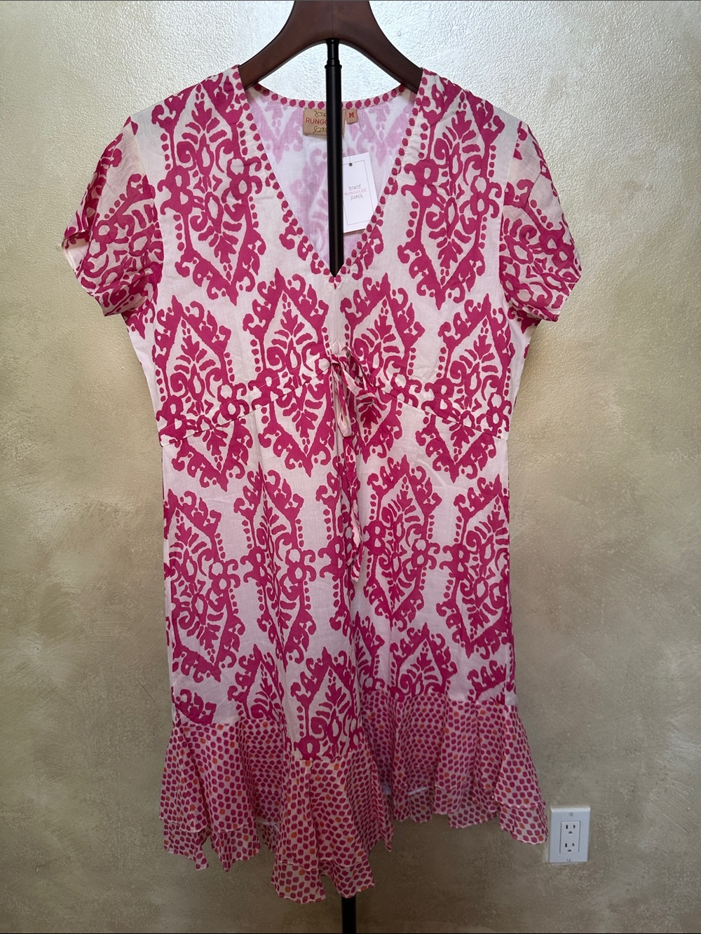 Rungolee Bellini Dress in pink ikat size medium NWT